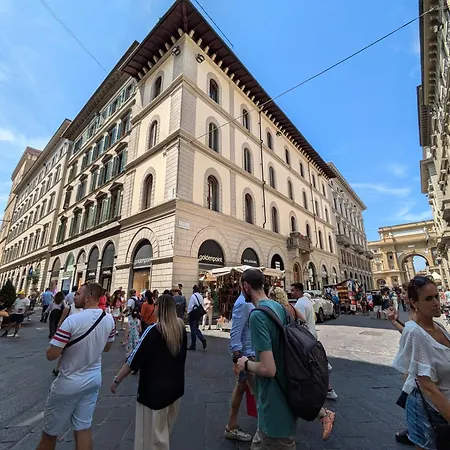 Flowers' Duomo, Central And Spacious *