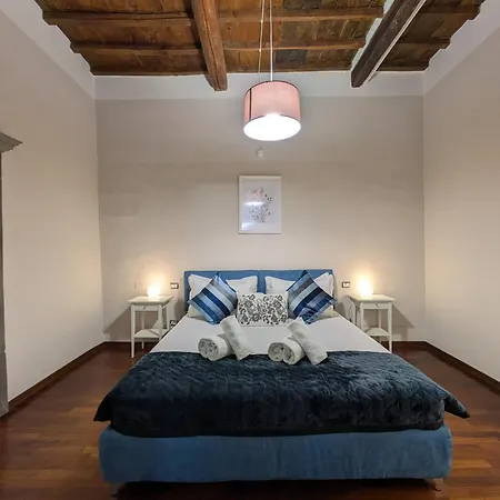 Flowers' Duomo, Central And Spacious Apartman
