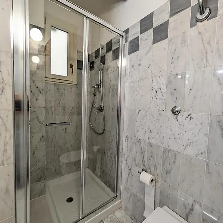Apartman Flowers' Duomo, Central And Spacious